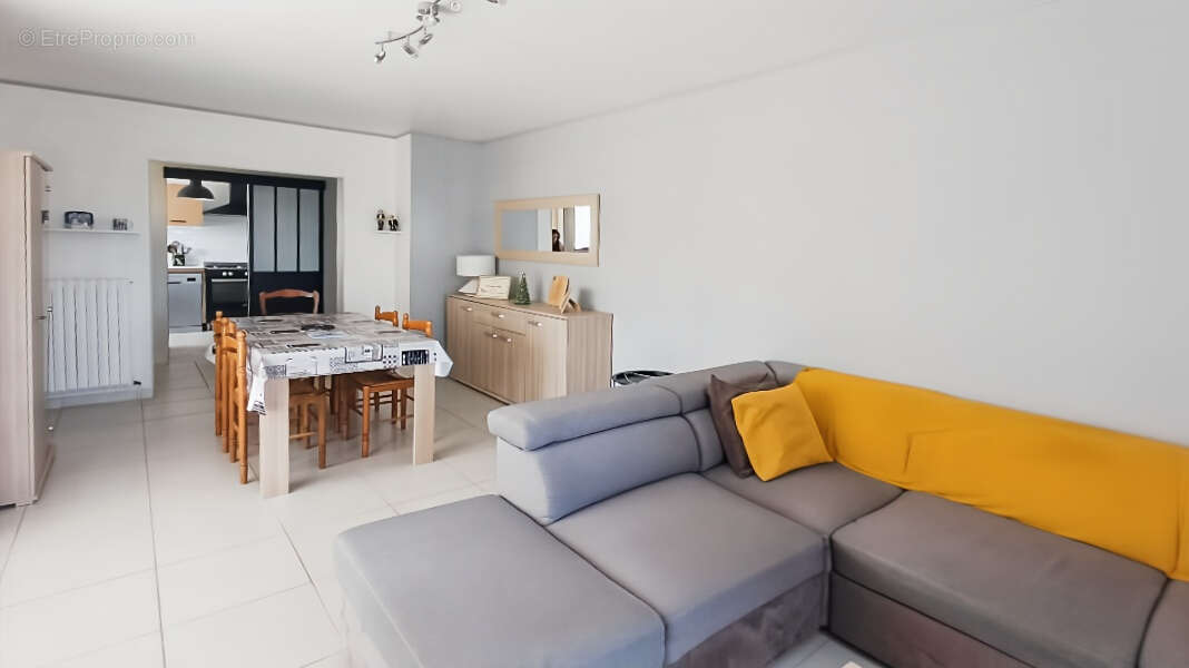 Maison à SAINT-MARCEL