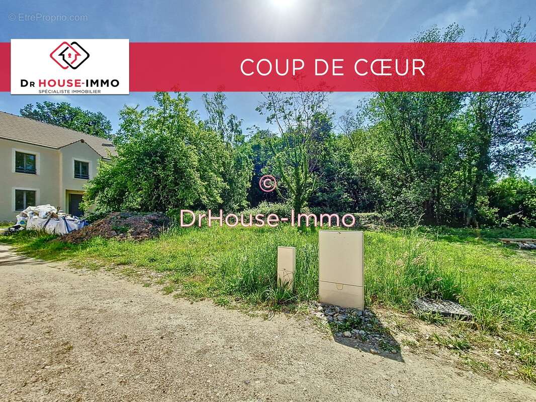 Terrain à RAMBOUILLET