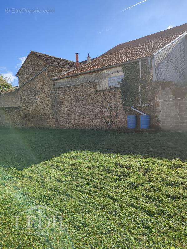 Maison de Ville avec terrain - photo 4