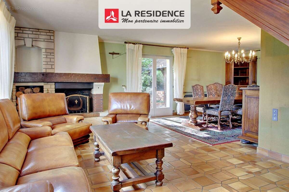 Maison à SAINT-OUEN-DU-TILLEUL