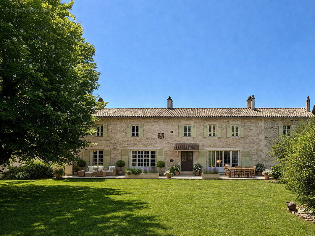 Maison à PERIGNE