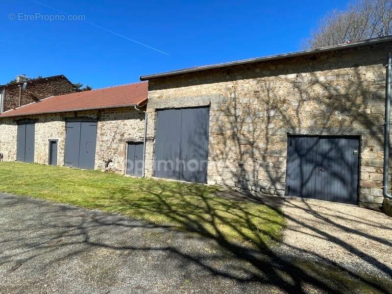 Maison à BESSINES-SUR-GARTEMPE