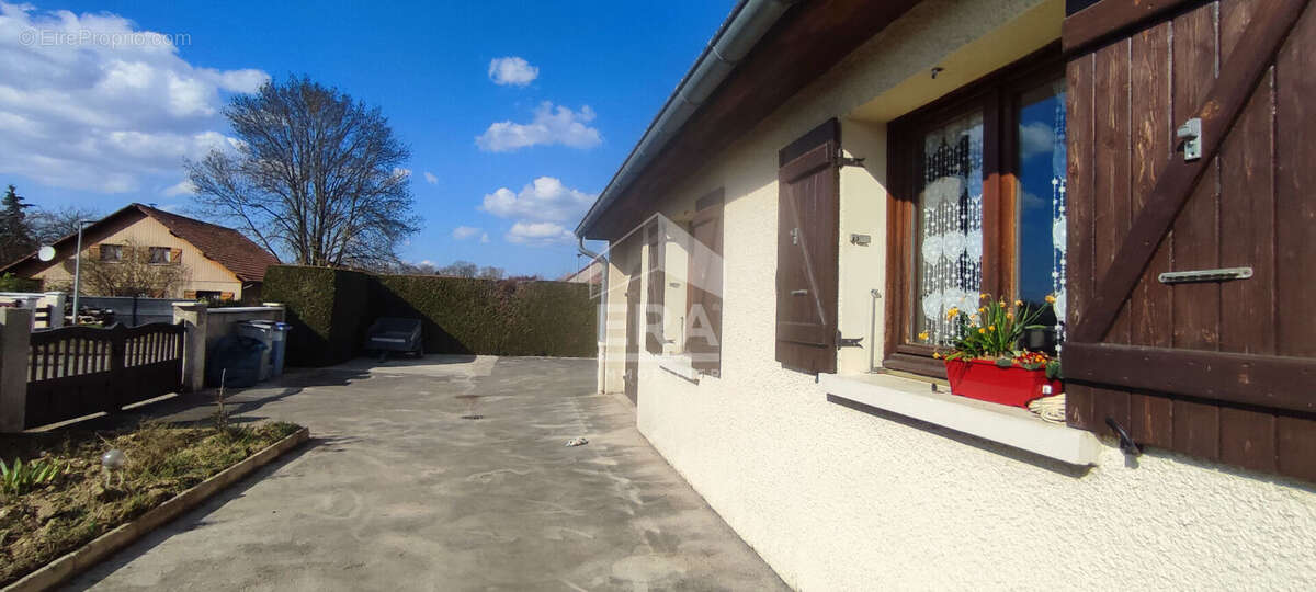 Maison 82m² à villette-lès-dole - photo 3