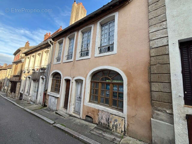 Maison à AUTUN