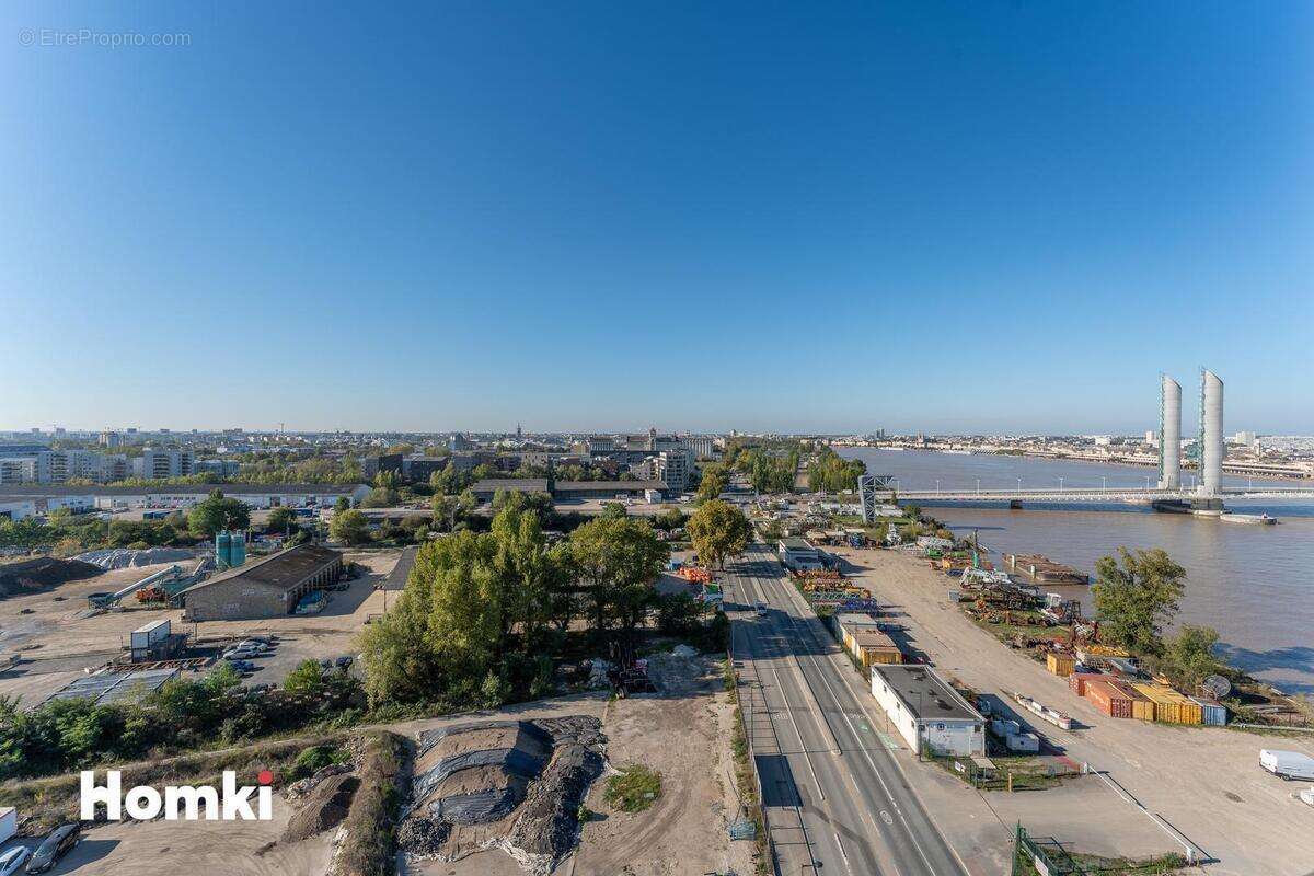 Appartement à BORDEAUX