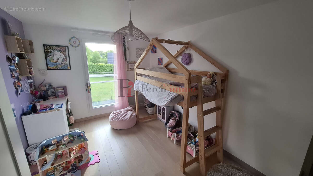 Maison à LE MELE-SUR-SARTHE