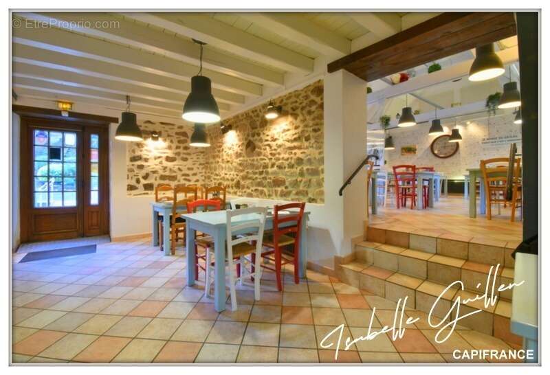 Maison à NERIS-LES-BAINS