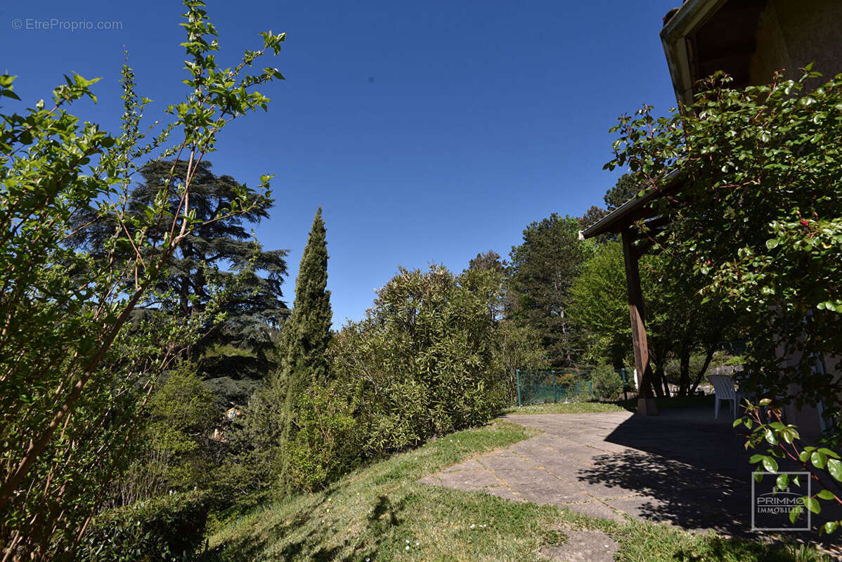 Maison à SAINT-CYR-AU-MONT-D'OR