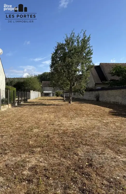 Terrain à VAYRES-SUR-ESSONNE