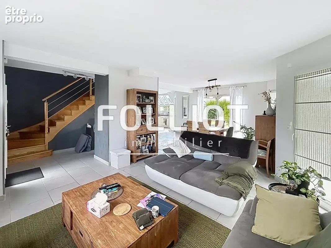 Maison d'Exception à Vire Normandie - 6 pièces, 142 m² sur 1500 m² de terrain - photo 4