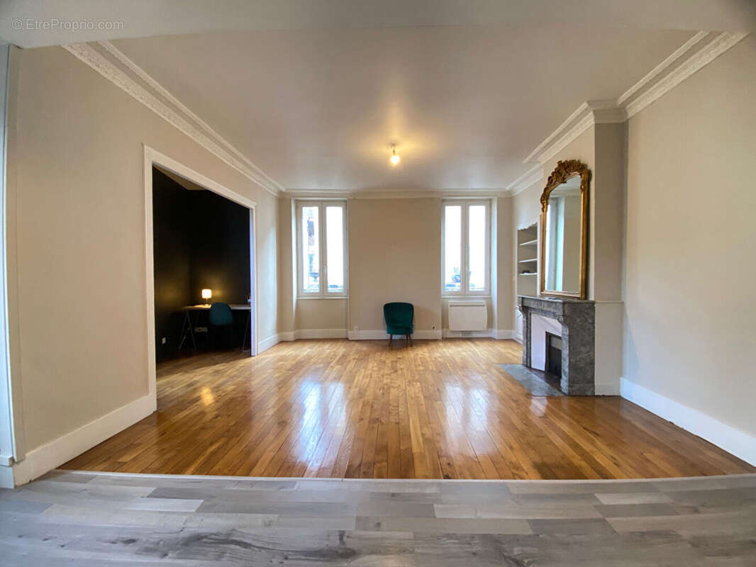 Appartement à LONS-LE-SAUNIER