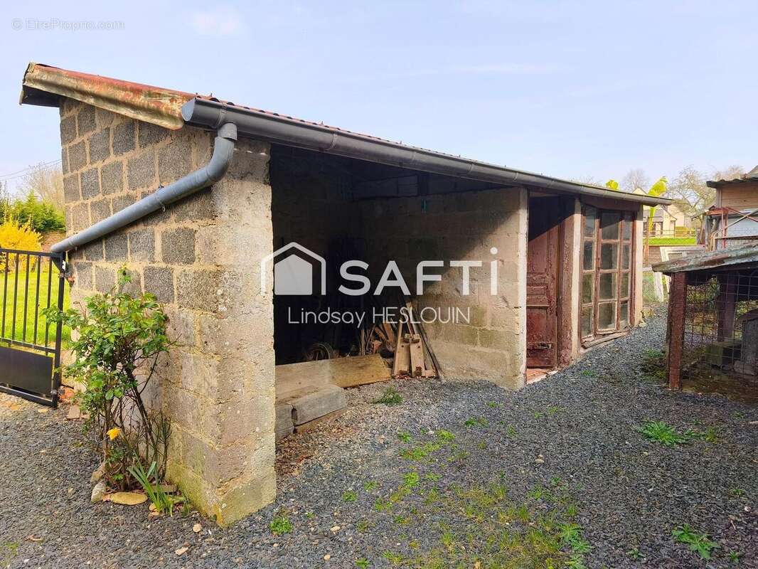 Photo 5 - Maison à MONTREUIL-SUR-LOZON