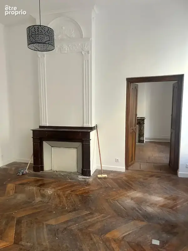 Immeuble de rapport mixte, Cahors centre, commerces + appartements; fort potentiel - photo 8
