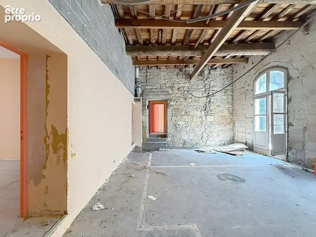 Appartement à rénover dans un ancien hôtel particulier - photo 13