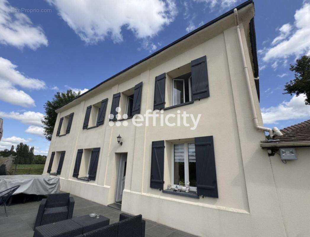 Maison 185 m² à Gommerville  - photo 2