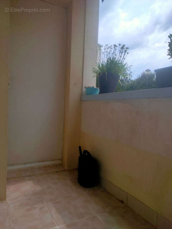 Appartement T3 de 69,48m2 au rez-de-chaussee Jardin Jean de Ockeghem, Tours , proche gare TGV, commerces, écoles - photo 17