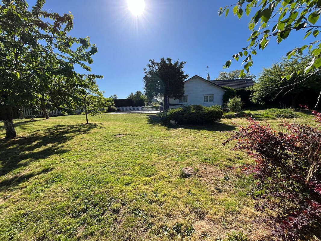 Maison à MAGNY-COURS