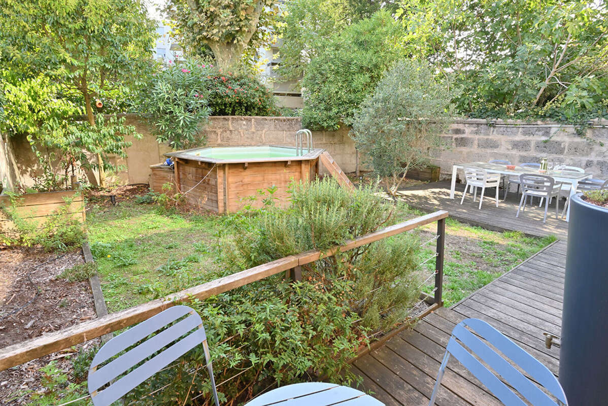 Appartement à BORDEAUX