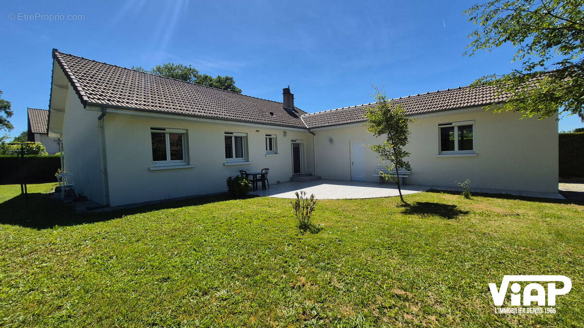 Maison à FEYTIAT