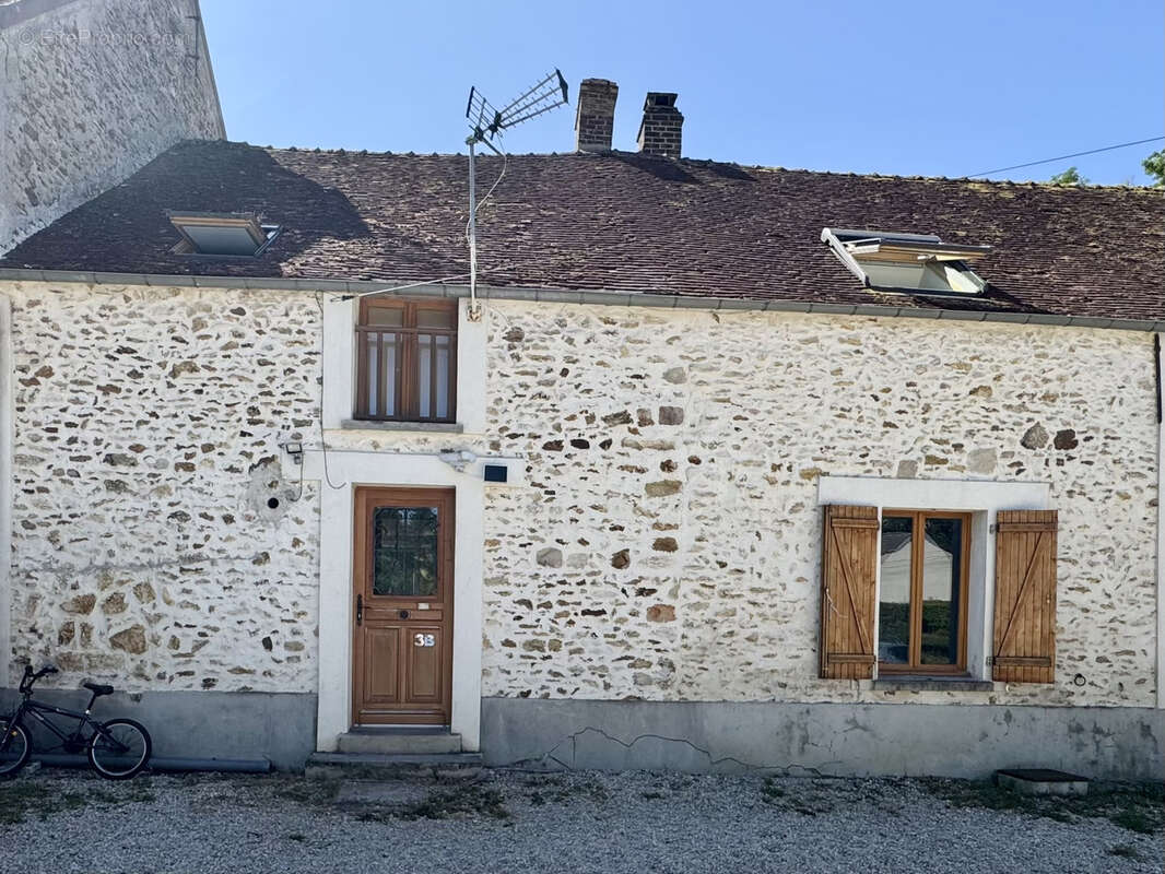 Maison à COULOMMIERS