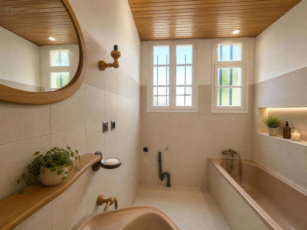 Maison 70 m² à Chateau-Arnoux-Saint-Auban  - photo 9
