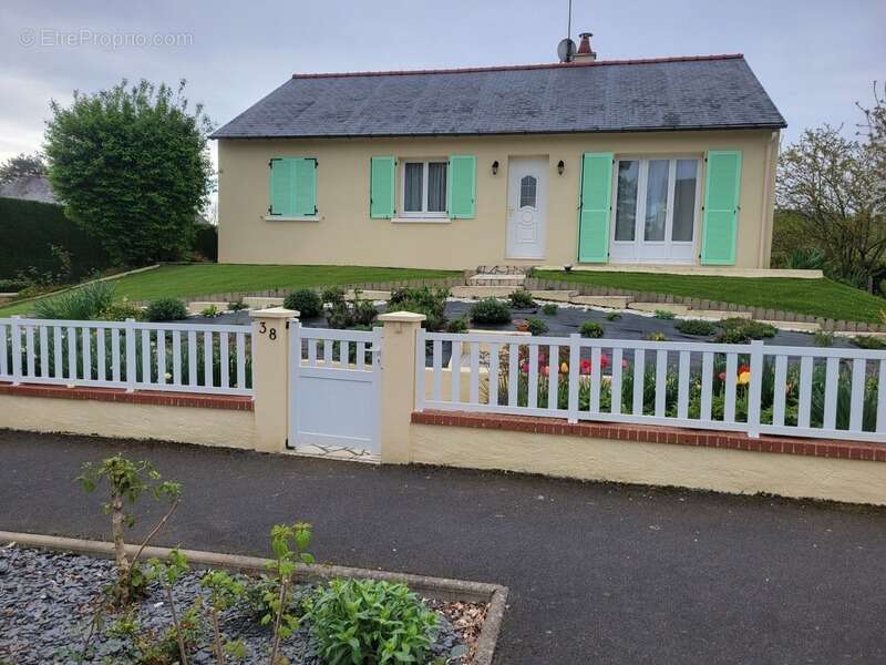 Maison à LA MEMBROLLE-SUR-CHOISILLE
