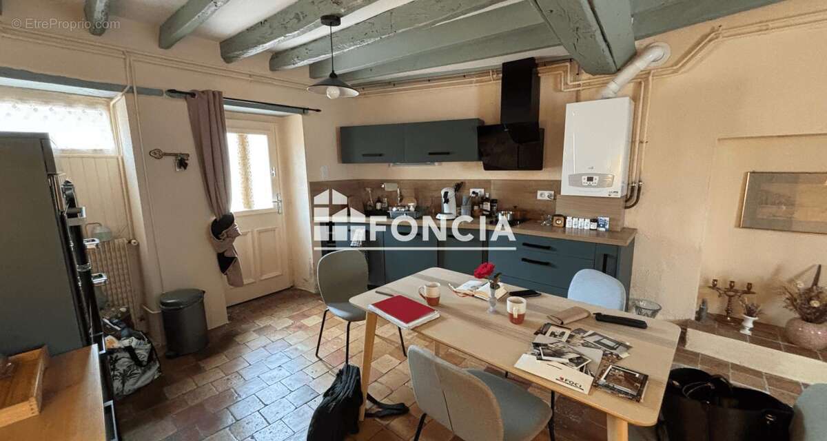 Maison à FRESNAY-SUR-SARTHE