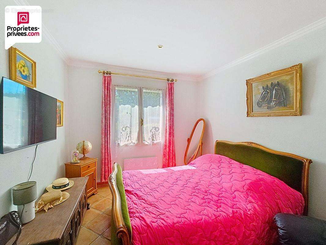 Maison à SAINT-CEZAIRE-SUR-SIAGNE