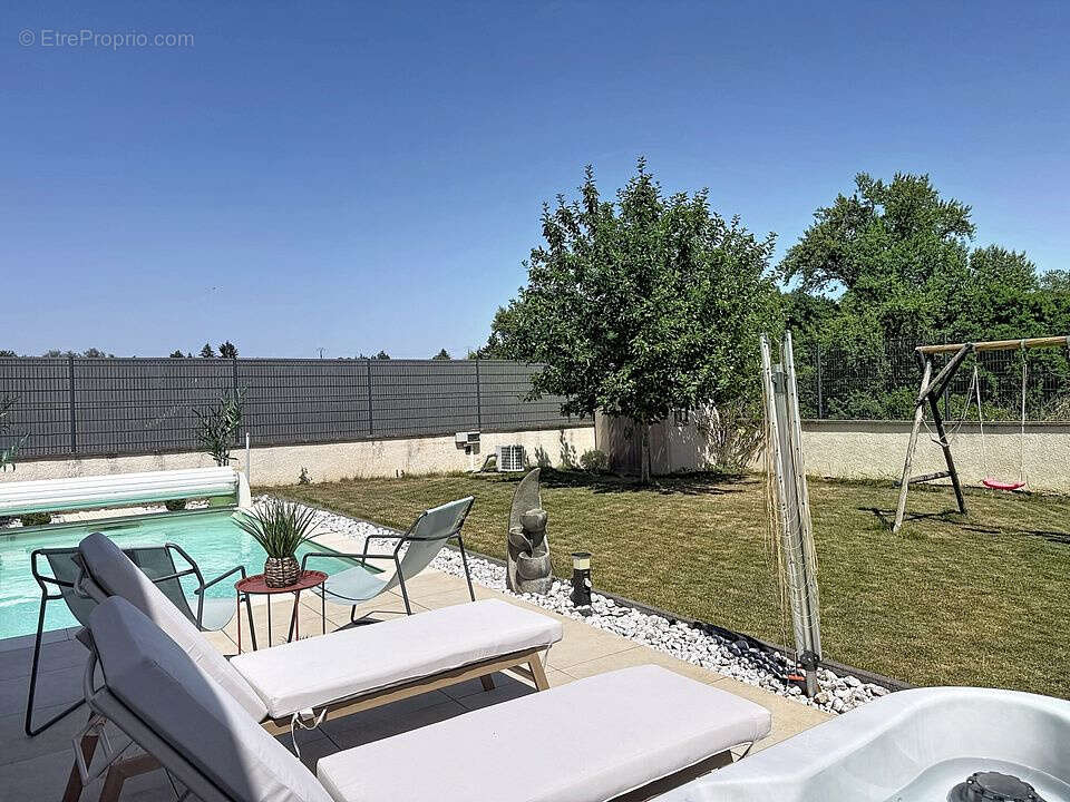 Maison à HETTANGE-GRANDE