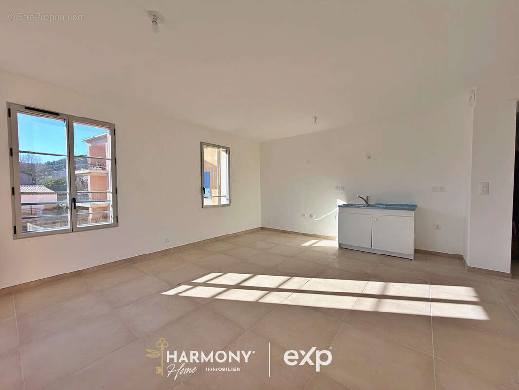 Appartement à PLAN-DE-LA-TOUR