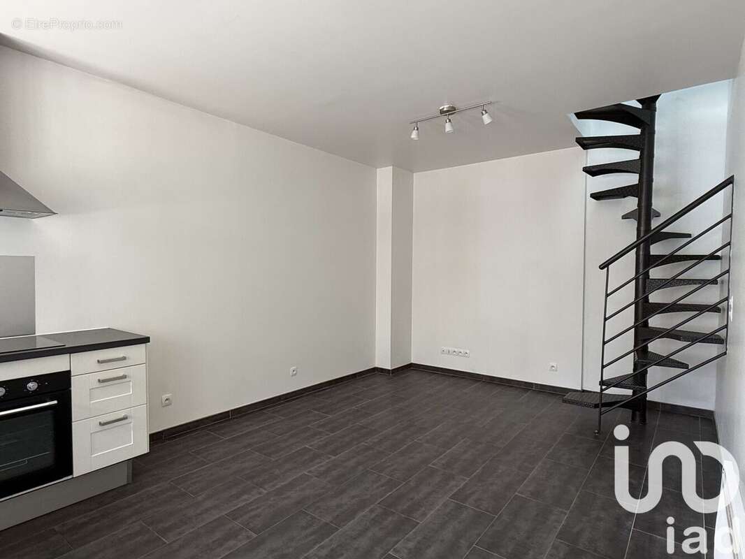 Photo 4 - Maison à DAMMARIE-LES-LYS