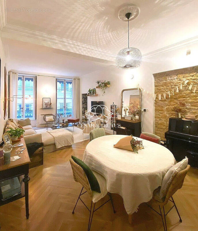 Appartement à LYON-1E