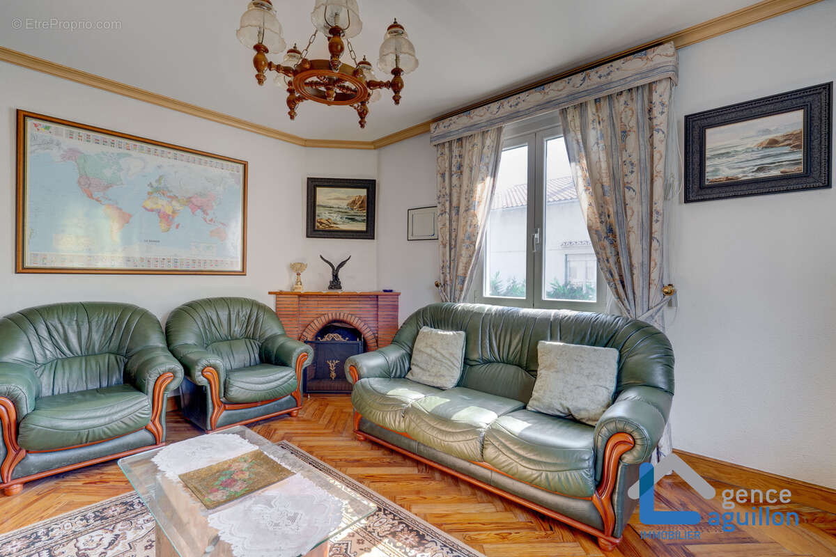Hendaye  belle maison  de 151 m2 avec fort potentiel - photo 13