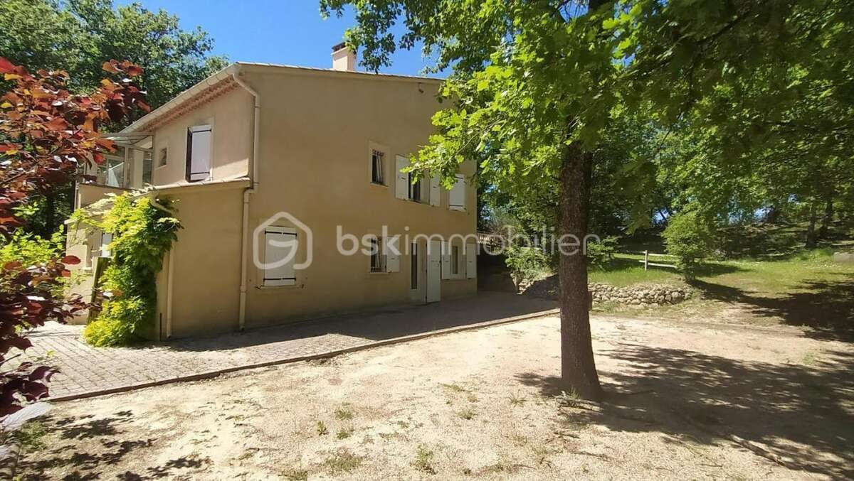 Maison à PIERREVERT