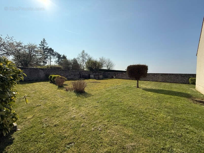 Maison à RULLY