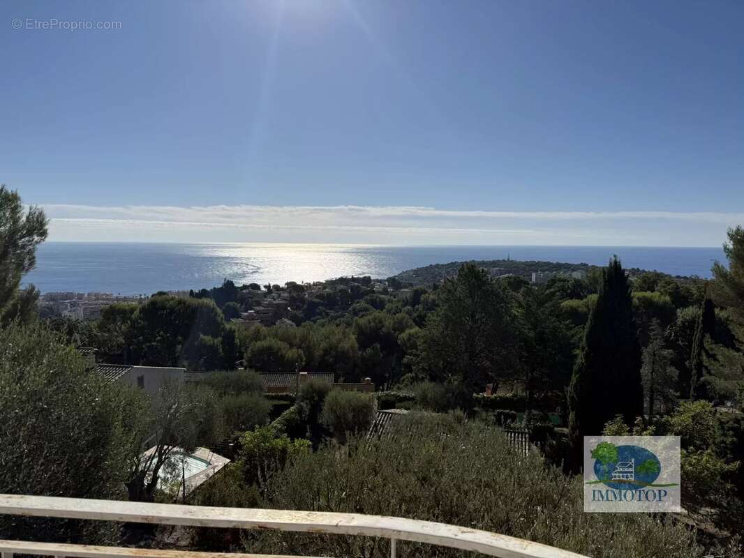 Maison à ROQUEBRUNE-CAP-MARTIN