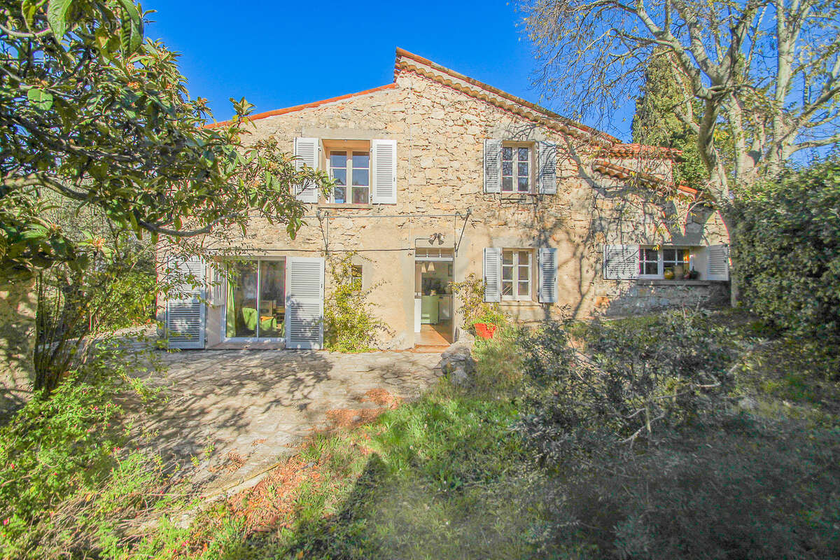 Maison à SAINT-PAUL-EN-FORET