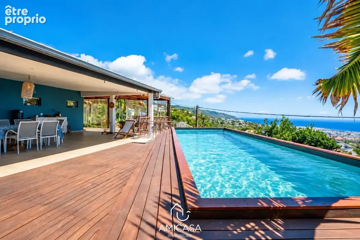 Maison 7 pièces 167 m² · à Saint-Denis · 167 m² · 630 000 €