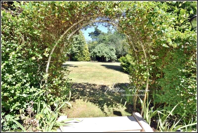 Majestueuse maison 6 chambres, 3 salles de bains/douche, 3 WC, bureau, garage, DPE C ! - photo 28