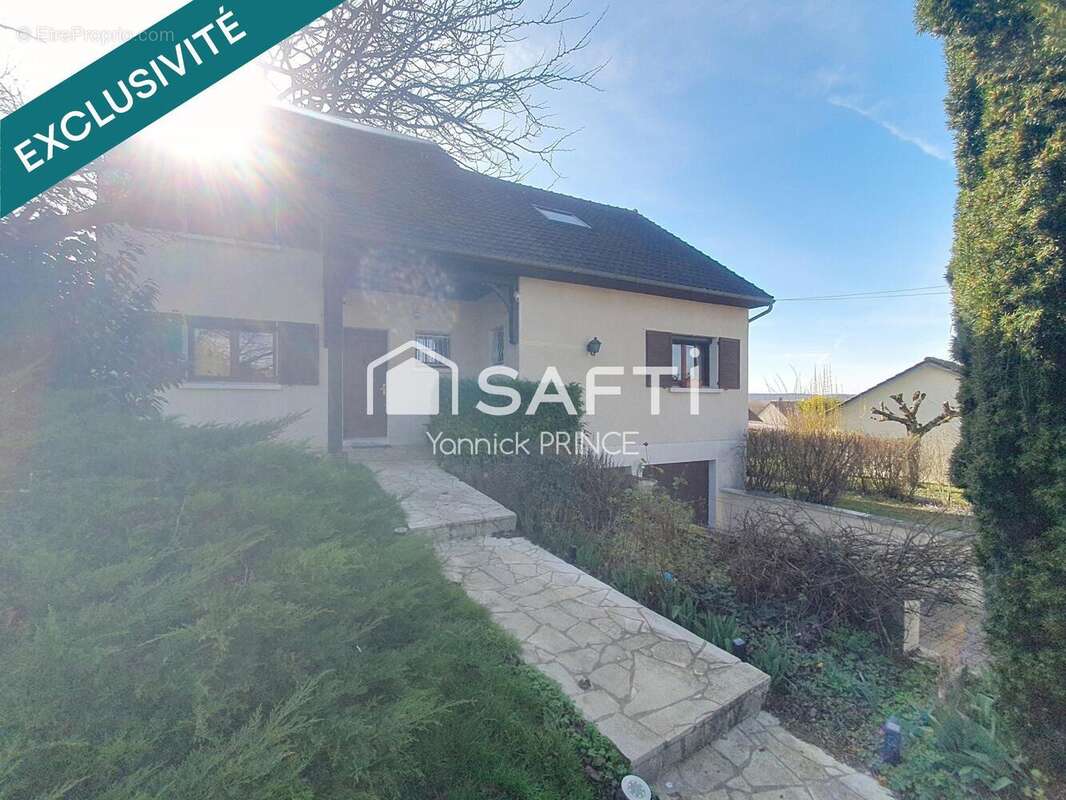 Photo 3 - Maison à VILLENEUVE-L&#039;ARCHEVEQUE