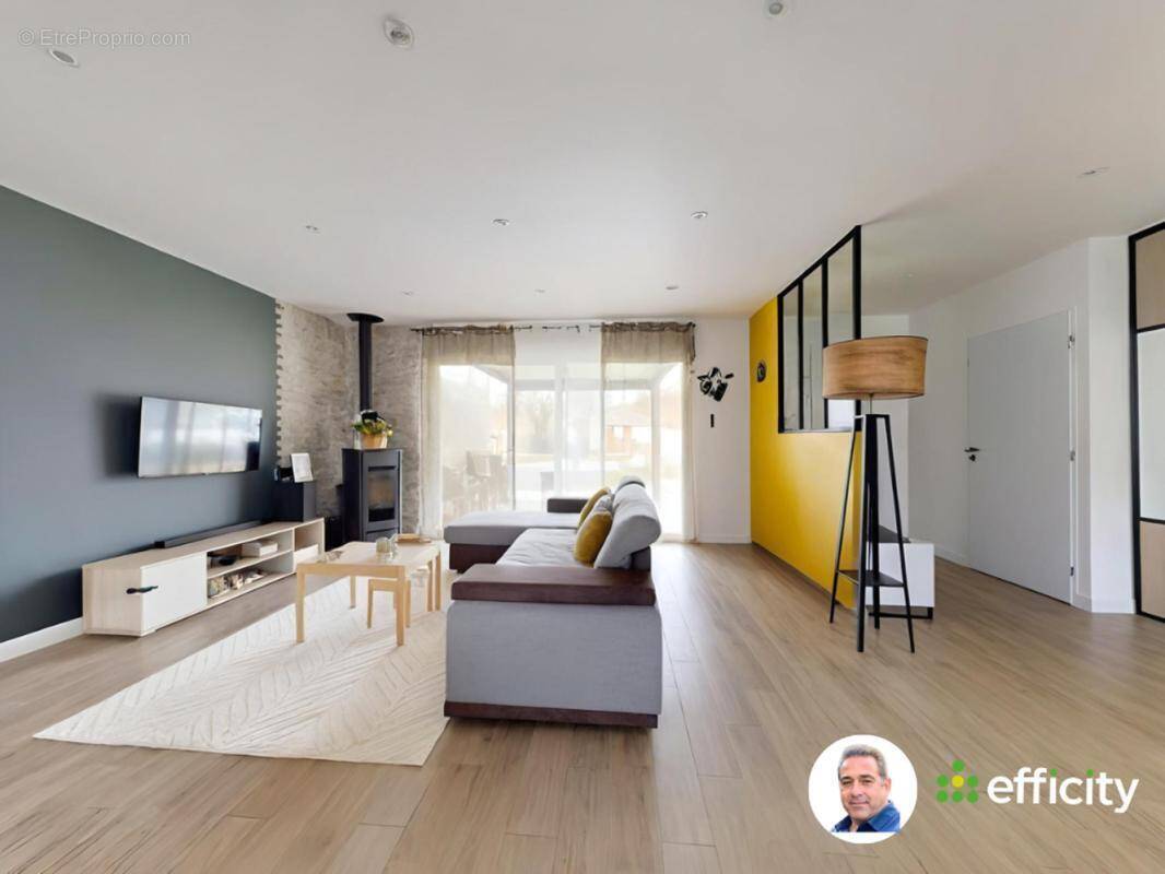 Maison à CHATILLON-SUR-CHALARONNE