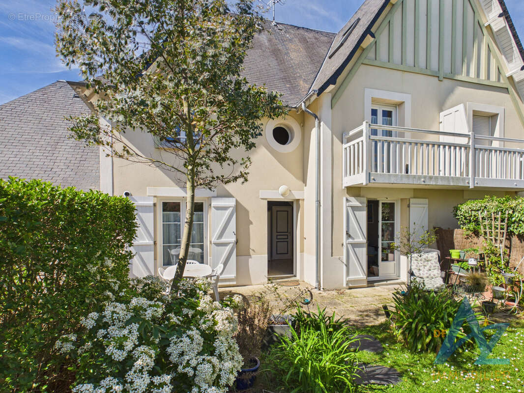 Maison à MERVILLE-FRANCEVILLE-PLAGE