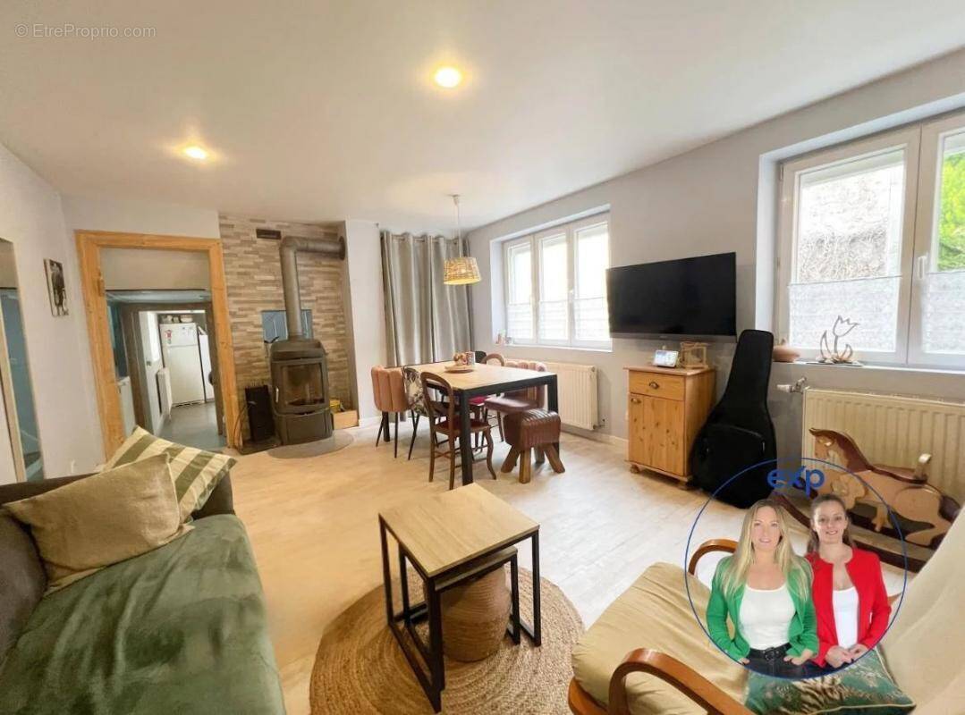 Maison à SAINTE-CROIX-EN-PLAINE