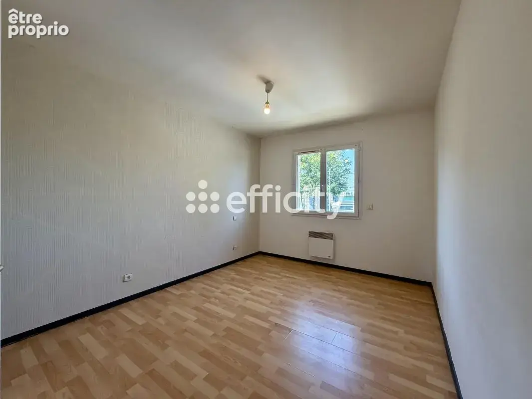 Maison 91 m² à Saint-Andre-De-Cubzac  - photo 6