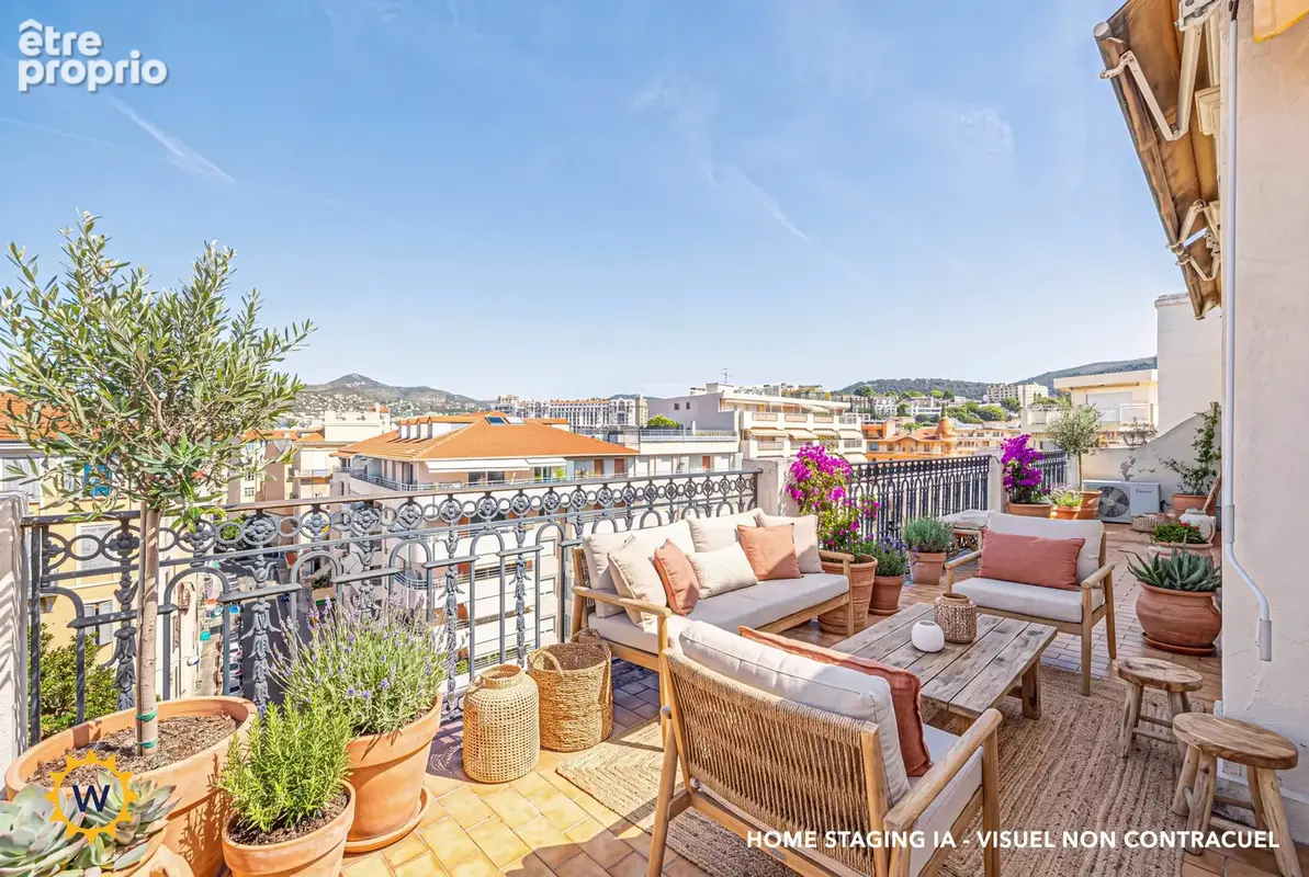 Nice centre - dernier etage avec terrasse - photo 2