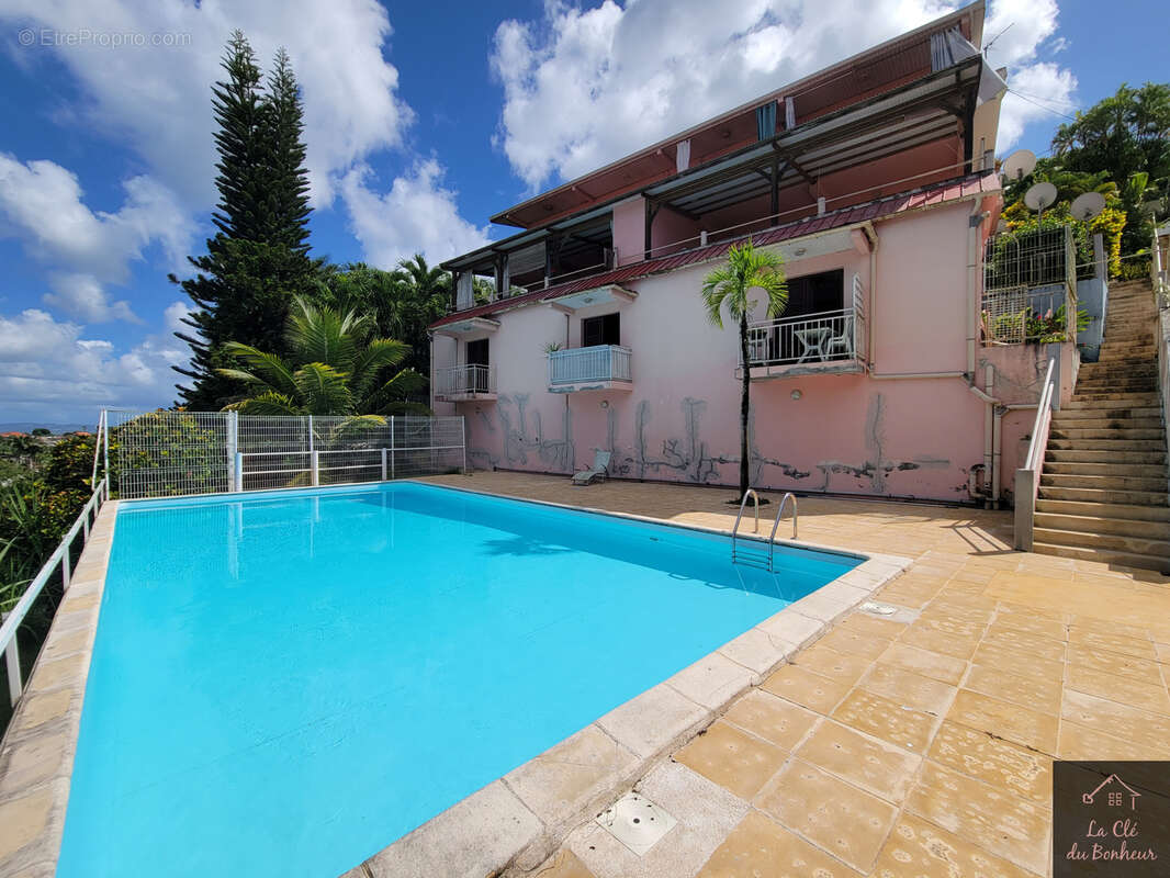Appartement à LES TROIS-ILETS