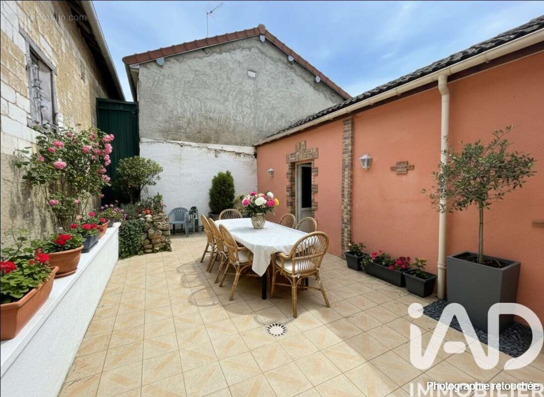 Photo 9 - Maison à JUVIGNY