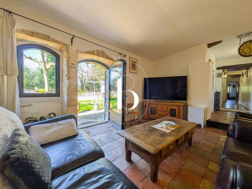 Maison à ORGNAC-L'AVEN