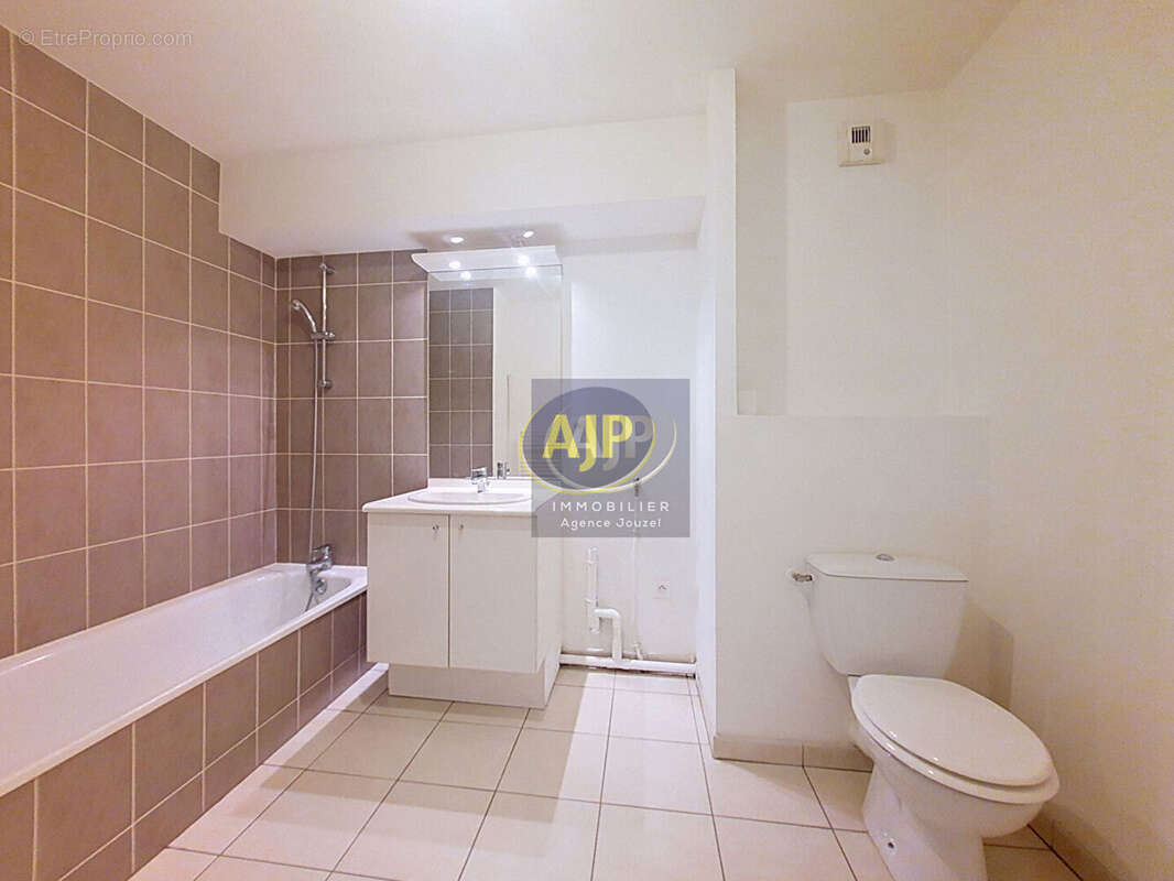 Saint-Sébastien sur Loire -Appartement studio de 34 m² - photo 8