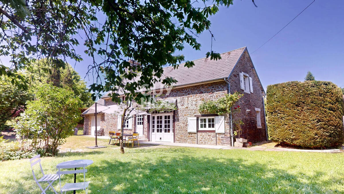 Maison à SAINT-OVIN